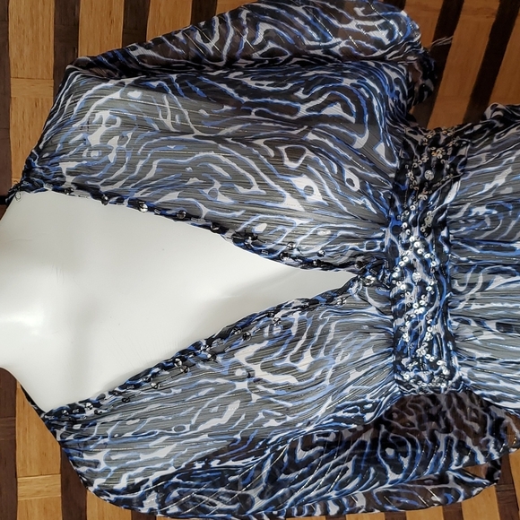 Ocean Club swimsuit cover up - Picture 2 of 9